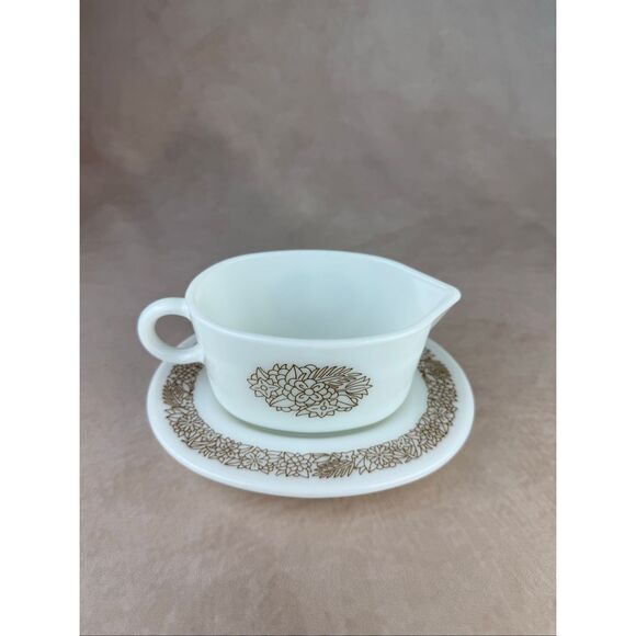 Vintage Pyrex Woodland Brown Gravy Boat and Drip Tray Mod MCM 1970s - Picture 2 of 11